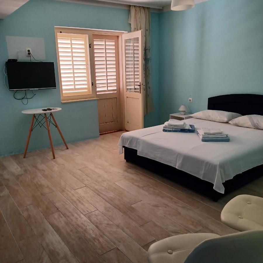 Apartments Losinj Mali Lošinj Extérieur photo